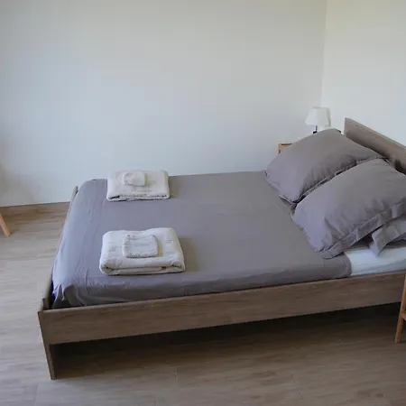 Holiday home La Petite Marie, Jardin Vue Mer Et Montagne