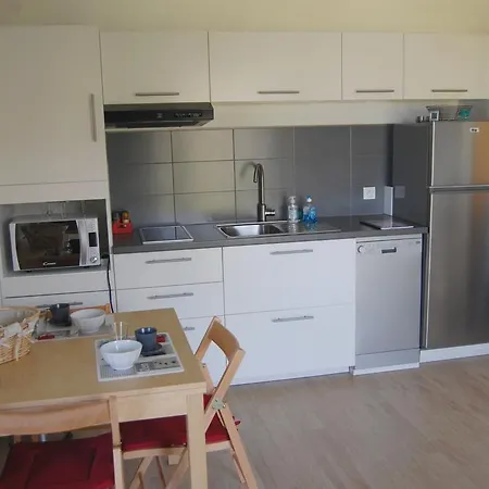 Holiday home La Petite Marie, Jardin Vue Mer Et Montagne *